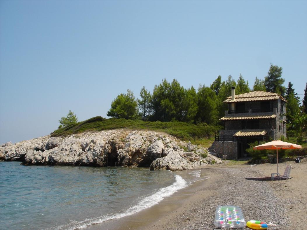 Ilias Appartements Tsaprounis Ellinika  Exterior photo